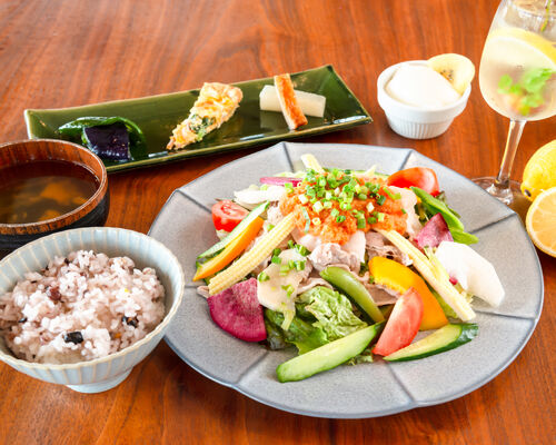 野菜たっぷり豚しゃぶランチセット